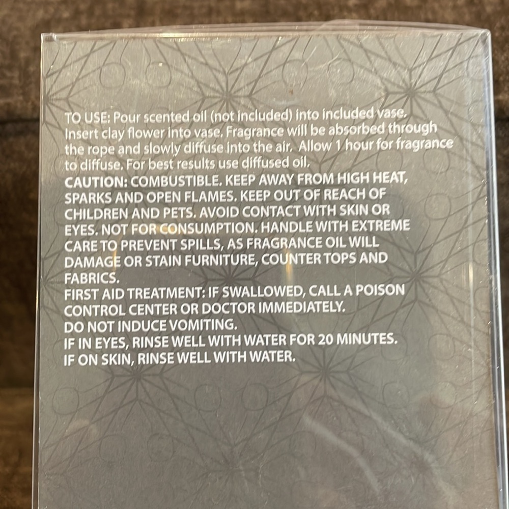Oil Diffuser - Picture 4 of 5